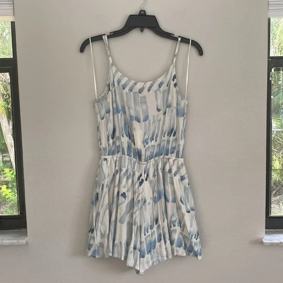 16. Watercolor romper - Picture 8 of 9